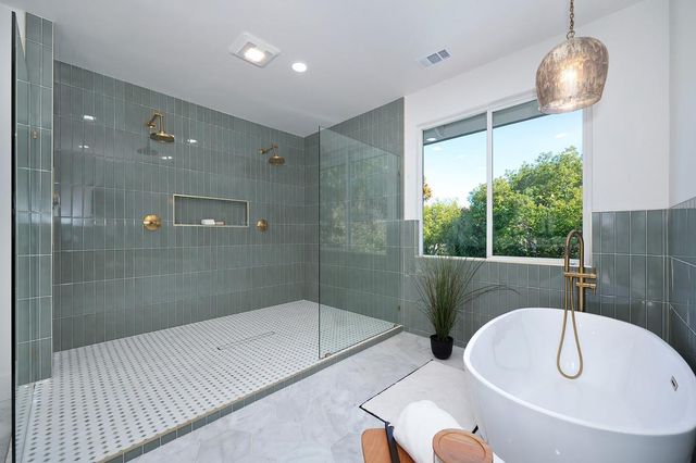 9042 Cedar Ridge Dr, Granite Bay, CA 95746