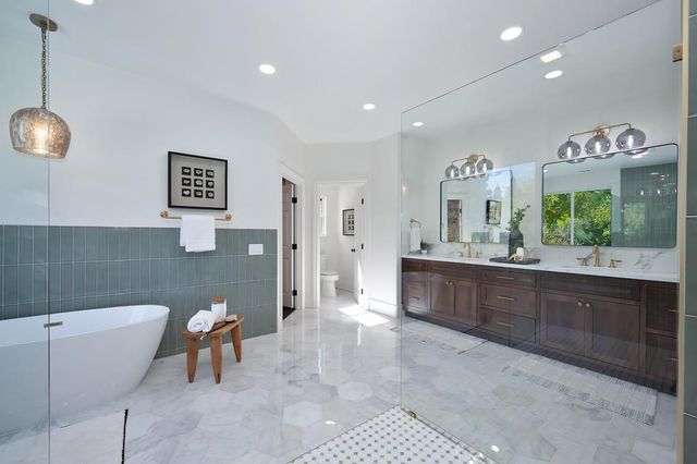 9042 Cedar Ridge Dr, Granite Bay, CA 95746