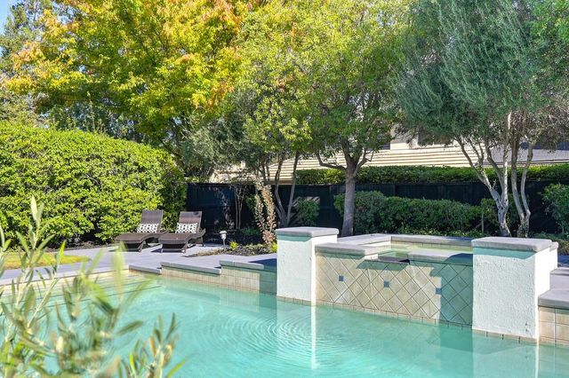 9042 Cedar Ridge Dr, Granite Bay, CA 95746