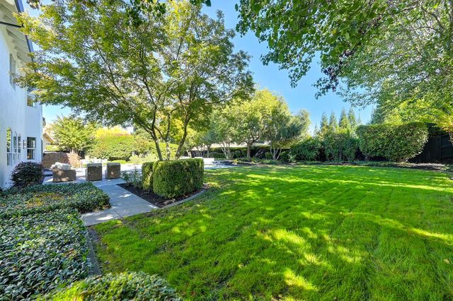 9042 Cedar Ridge Dr, Granite Bay, CA 95746