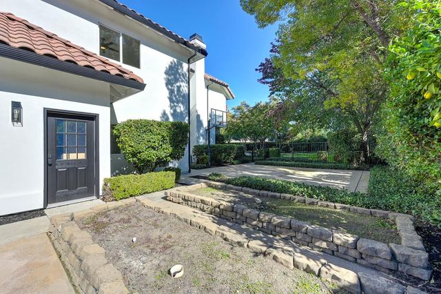 9042 Cedar Ridge Dr, Granite Bay, CA 95746