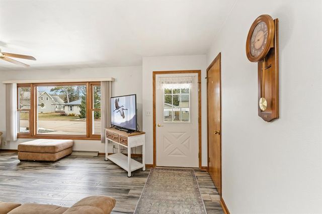 804 Golf Road, Black River Falls, WI 54615