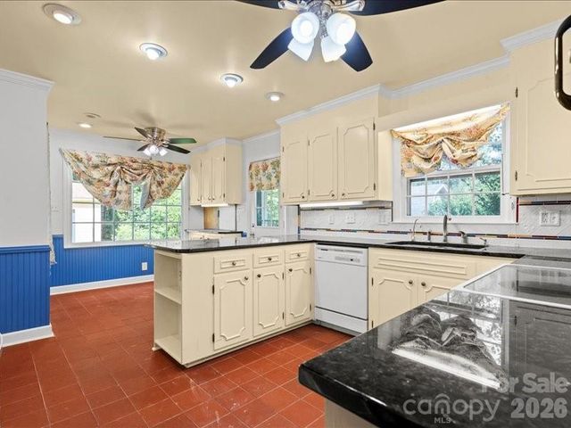 201 Poplar Street, Cheraw, SC 29520