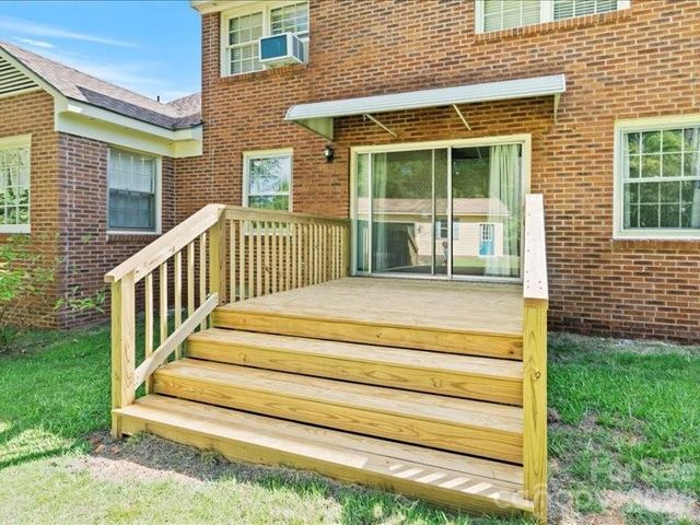 201 Poplar Street, Cheraw, SC 29520