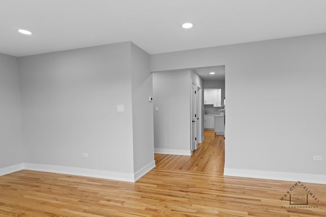 3033 Paris Avenue 303, River Grove, IL 60171