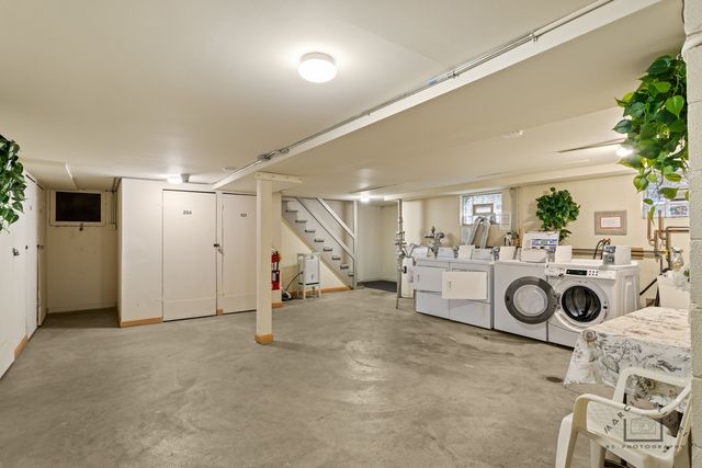 3033 Paris Avenue 303, River Grove, IL 60171