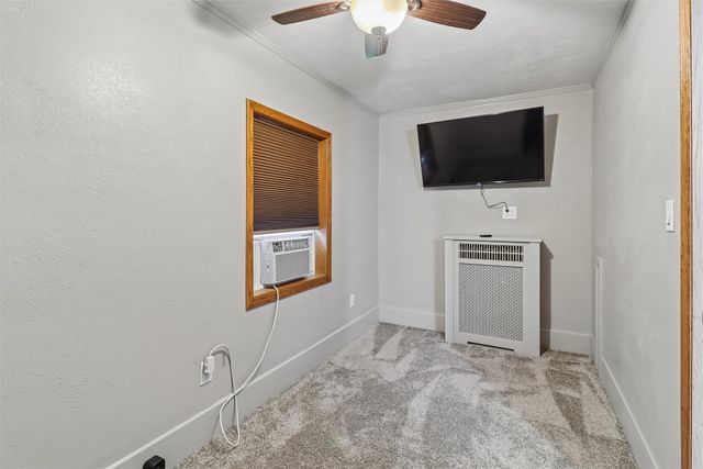 312 NE Dodge Street, Greenfield, IA 50849