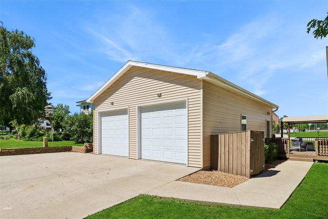 312 NE Dodge Street, Greenfield, IA 50849