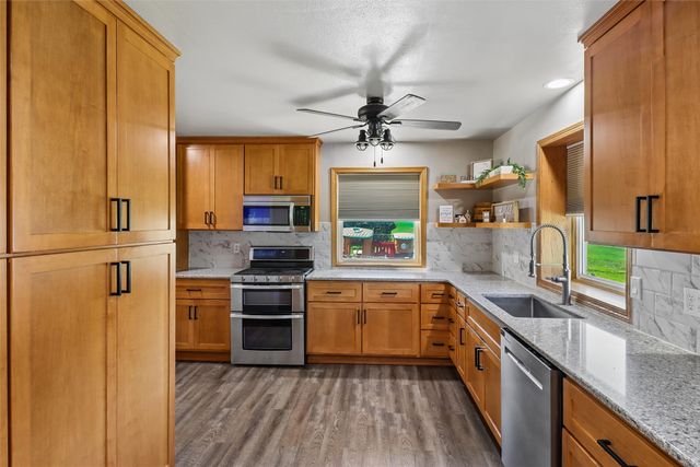 312 NE Dodge Street, Greenfield, IA 50849