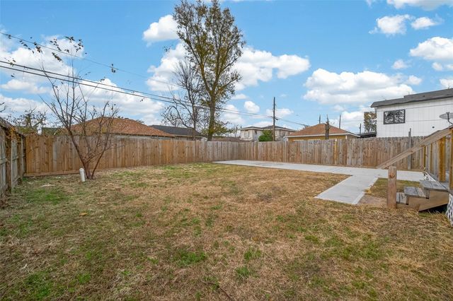 4309 Beggs Street, Houston, TX 77009