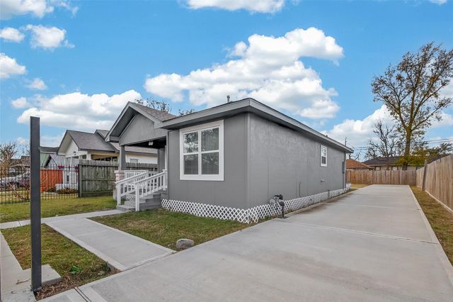 4309 Beggs Street, Houston, TX 77009