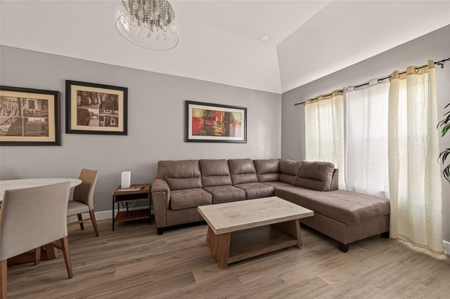 4309 Beggs Street, Houston, TX 77009