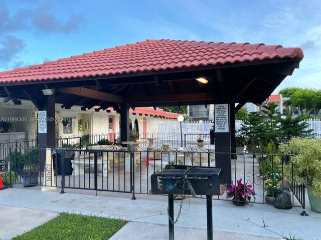 8701 SW 141st St C5, Palmetto Bay, FL 33176