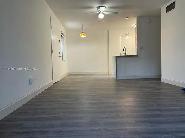 8701 SW 141st St C5, Palmetto Bay, FL 33176