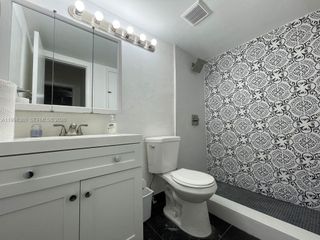 8701 SW 141st St C5, Palmetto Bay, FL 33176