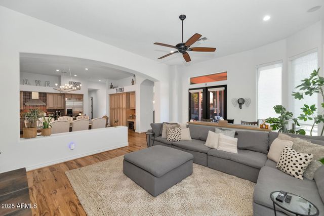 27562 N 83RD Glen, Peoria, AZ 85383