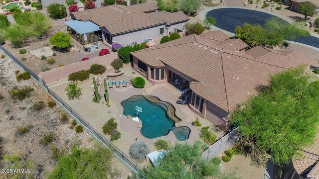 27562 N 83RD Glen, Peoria, AZ 85383