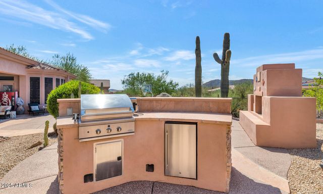 27562 N 83RD Glen, Peoria, AZ 85383