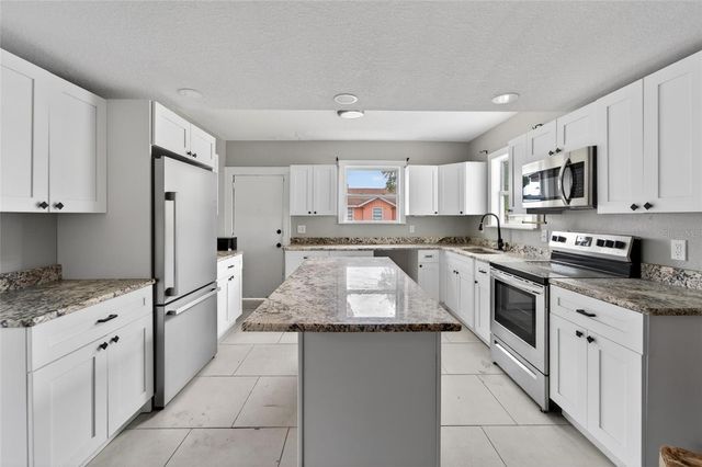 1900 16TH STREET S, St Petersburg, FL 33705