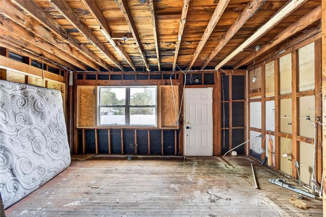 1900 16TH STREET S, St Petersburg, FL 33705