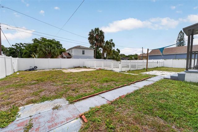 1900 16TH STREET S, St Petersburg, FL 33705