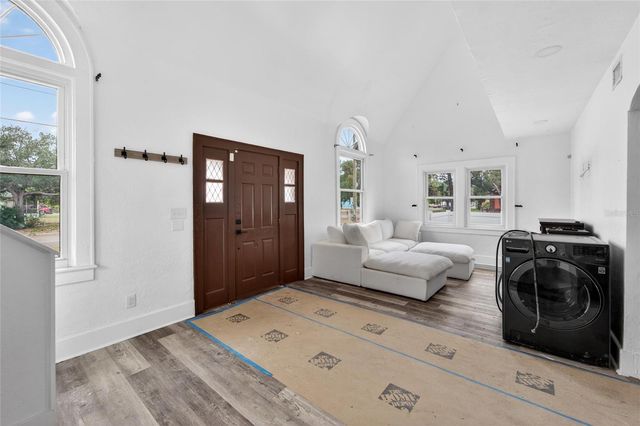 1900 16TH STREET S, St Petersburg, FL 33705