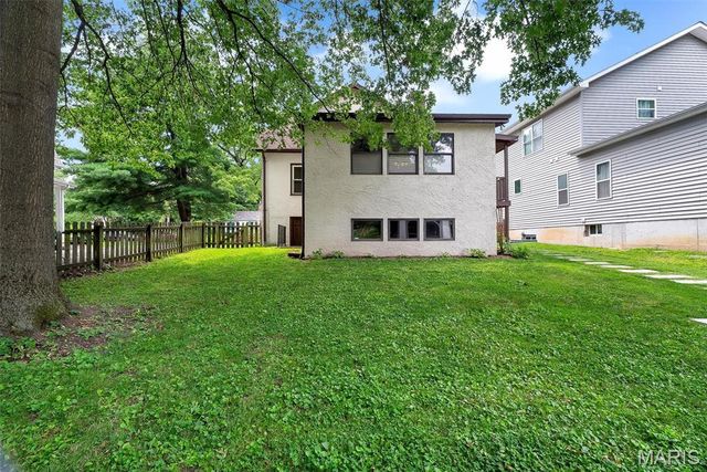 634 Yeddo Avenue, Webster Groves, MO 63119