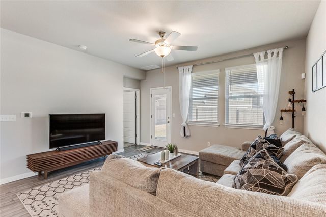 3618 Twin Glades PASS, Buda, TX 78610