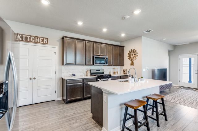 3618 Twin Glades PASS, Buda, TX 78610