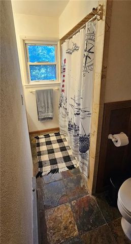 1607 Edgewood Lane, Lexington, MO 64067