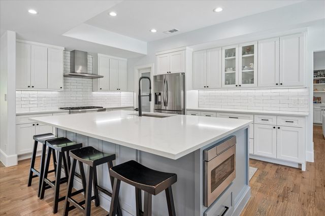 5939 Melshire Drive, Dallas, TX 75230