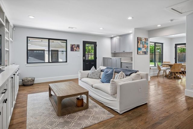 5939 Melshire Drive, Dallas, TX 75230