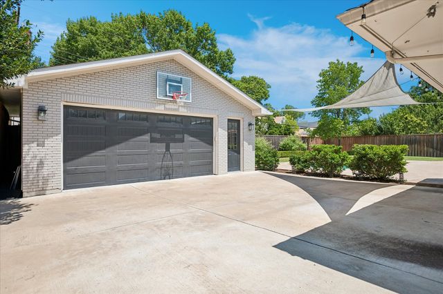 5939 Melshire Drive, Dallas, TX 75230
