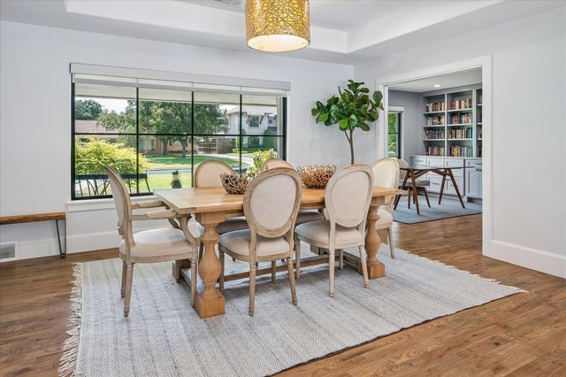 5939 Melshire Drive, Dallas, TX 75230