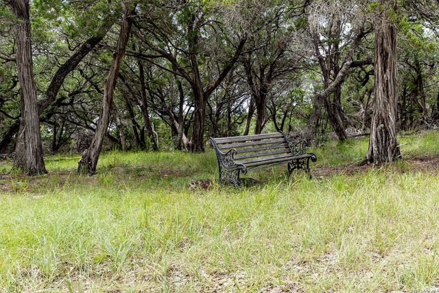511 Vesper, Canyon Lake, TX 78133