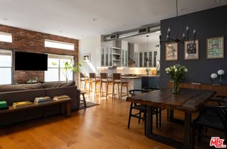 612 Flower Avenue C, Venice, CA 90291