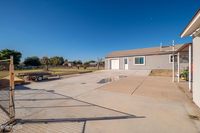 1732 S 175TH Drive, Goodyear, AZ 85338