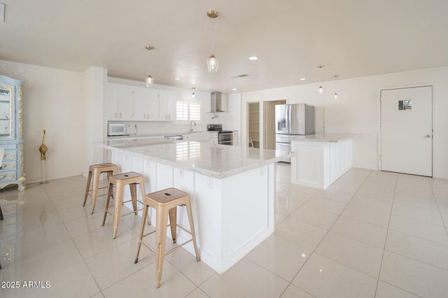 1732 S 175TH Drive, Goodyear, AZ 85338