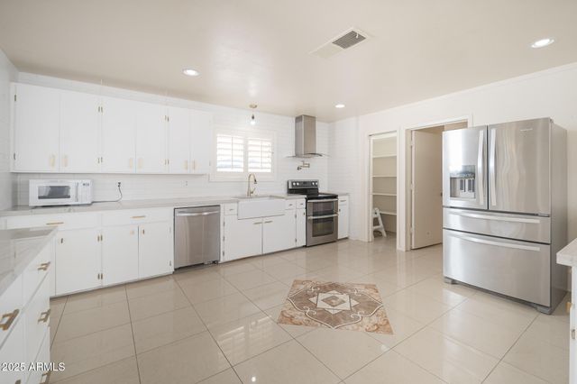 1732 S 175TH Drive, Goodyear, AZ 85338