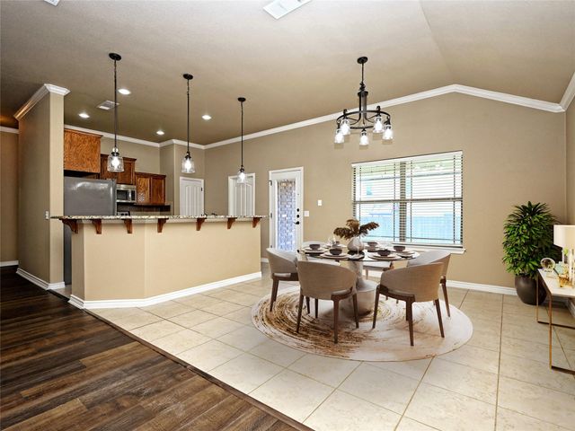 224 Geode LN, Jarrell, TX 76537