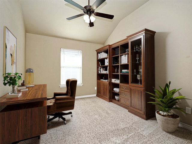 224 Geode LN, Jarrell, TX 76537