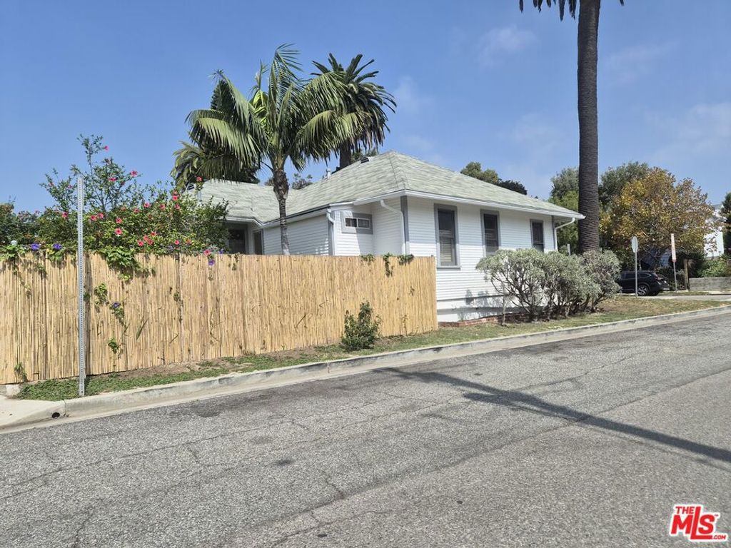 3132 6th Street, Santa Monica, CA 90405 — photo 3
