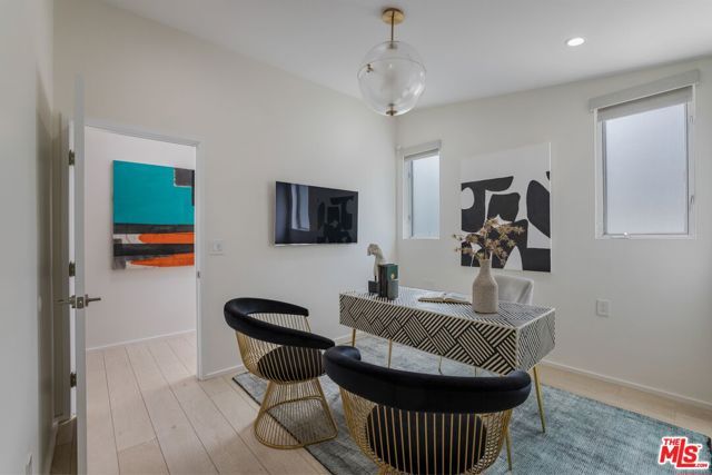 279 Mabery Road, Santa Monica, CA 90402