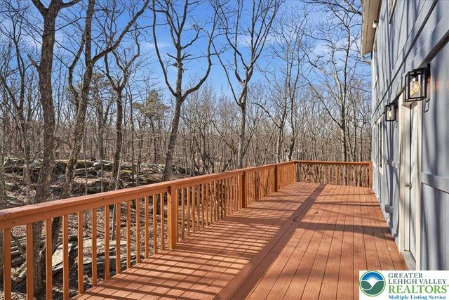 211 Geese Court, Lehman Twp, PA 18324