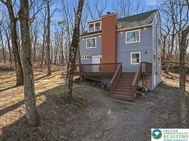 211 Geese Court, Lehman Twp, PA 18324