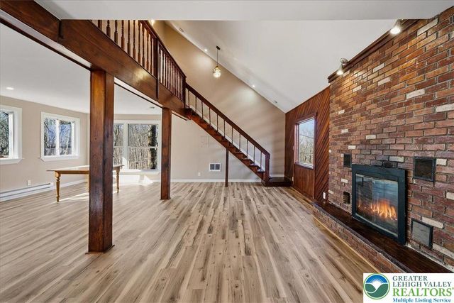 211 Geese Court, Lehman Twp, PA 18324