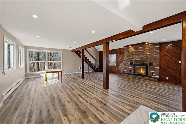 211 Geese Court, Lehman Twp, PA 18324