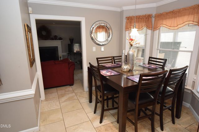 611 Flagstone Way, Durham, NC 27712