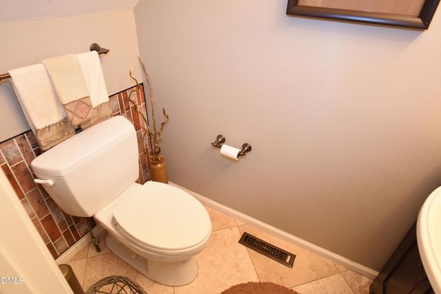 611 Flagstone Way, Durham, NC 27712