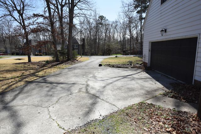 611 Flagstone Way, Durham, NC 27712